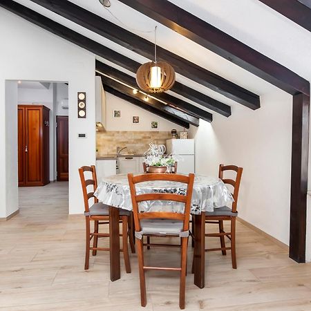 Rovigno Bella Sea View Apartment Εξωτερικό φωτογραφία